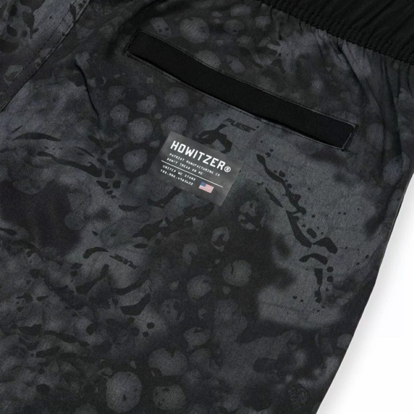 Howitzer Style Men's Board-shorts CEASEFIRE WALK SHORT Military Grunt Camo - Picture 4 of 9